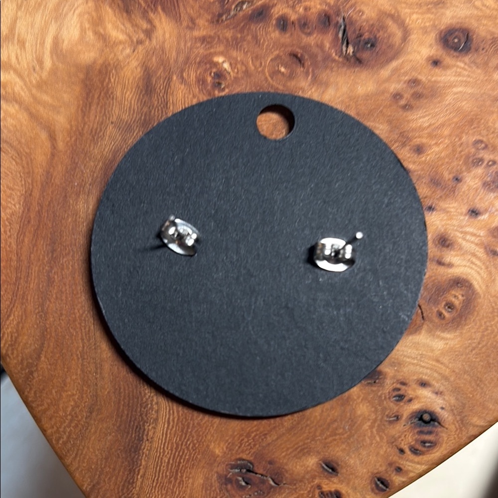 Yellowstone Dutton Ranch Earrings - Picture 2 of 2